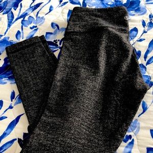 Lululemon Heringbone full length tights.
